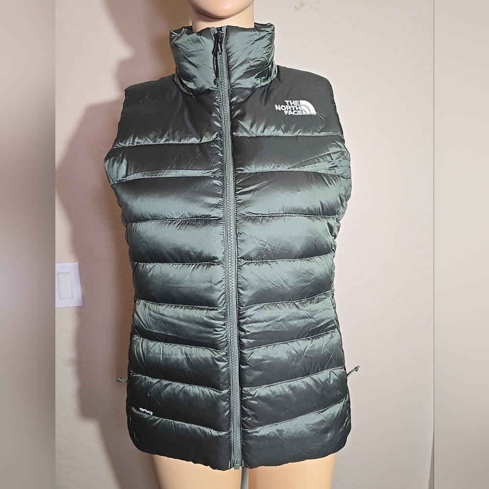 The North Face Ladies Aconcagua Green 550 Fill Down Puffer Vest Size S